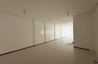 Ponto comercial para alugar na rua joão motta espezim, 859, saco dos limões, florianópolis, 100 m2 por r$ 2.200
