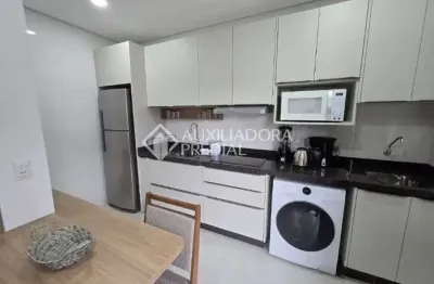 Apartamento com 1 quarto para alugar na rua coronel maurício spalding de souza, 898, santa mônica, florianópolis, 27 m2 por r$ 3.750