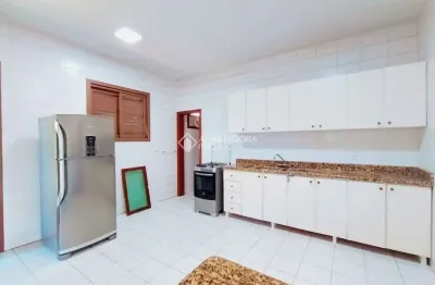 Apartamento com 3 quartos para alugar na Servidão Mar de Cristal, 260, Ingleses do Rio Vermelho, Florianópolis, 141 m2 por R$ 4.800