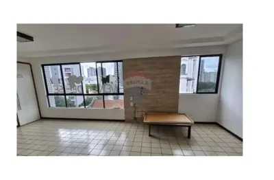 Apartamento no espinheiro,  espaço e conforto no seu lar. venha conferir!