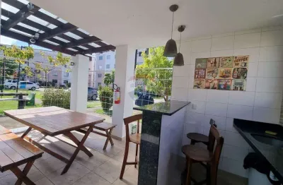 Apartamento reformado, com planejado 2 quartos, candeias