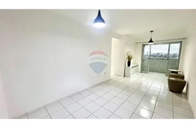 Apartamento à venda de 72 metros com 3 quartos no pina, recife.
