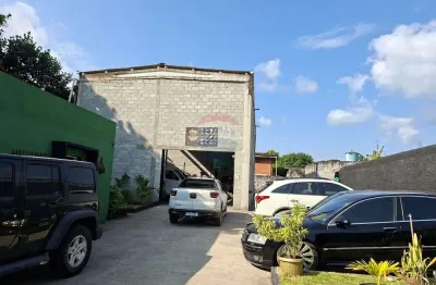 Propriedade comercial estratégica no km 10 , proximo à estrada de aldeia