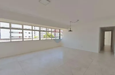 Apartamento no espinheiro com 3 quartos e 150m² todo reformado
