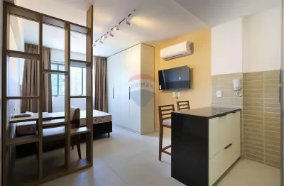 Lindo flat de 25m quadrados. lazer completo, 1 vaga de garagem rotativa. perto da praia.