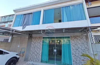 Casa na várzea com 257m² com 5 quartos sendo 3 suítes e 4 banheiros