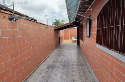 Casa com 2 quartos à venda na Rua Venezuela, 436, Balneário Gaivota, Itanhaém