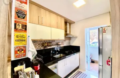 Casa em condomínio fechado com 2 quartos à venda na Rua Alessandro di Berardo, Medeiros, Jundiaí