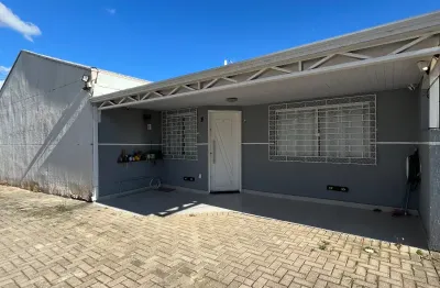 Linda casa com móveis no coração de fazenda rio grande - centro