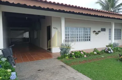 Casa com 4 quartos à venda no meia praia, navegantes , 270 m2 por r$ 1.650.000