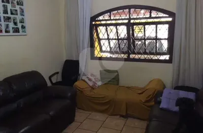 Casa com 3 quartos à venda na Rua Alice Vazami, 139, Jardim Monte Alegre, Taboão da Serra