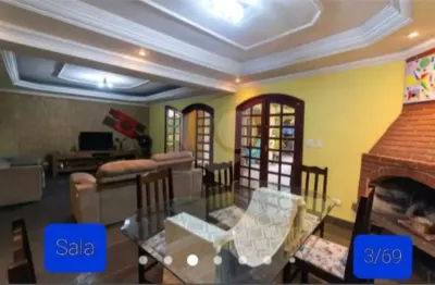 Casa com 4 quartos à venda na Rua Marcos Luís Sposaro, 35, Nova Petrópolis, São Bernardo do Campo