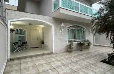 Casa com 3 quartos à venda na Rua Guaibê, 176, Aparecida, Santos
