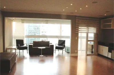 Apartamento com 3 quartos à venda na Rua Helena, Vila Olímpia, São Paulo