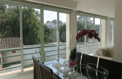 Casa com 3 quartos à venda na Rua Campos, Vila Sônia, São Paulo