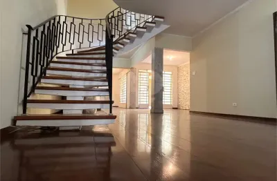 Casa com 3 quartos à venda na Avenida Doutor Cardoso de Melo, Vila Olímpia, São Paulo