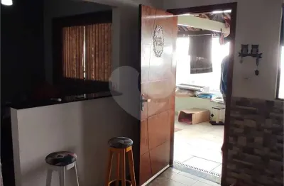 Chácara / sítio com 2 quartos à venda na Rua Orálio Vilarta, 46, Jardim Paulista, Taubaté