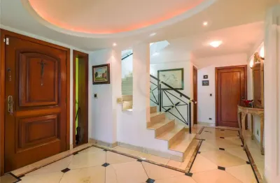 Casa à venda na Praça General Oliveira Álvares, 45, Jardim das Bandeiras, São Paulo