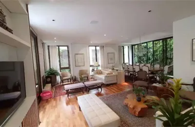 Casa em condomínio fechado com 3 quartos à venda no Real Parque, São Paulo 