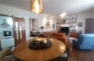 Apartamento com 3 quartos à venda na Rua Inglaterra, 17, Ponta da Praia, Santos