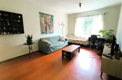 Casa com 4 quartos à venda na Rua Áurea Batista dos Santos, Vila Sônia, São Paulo