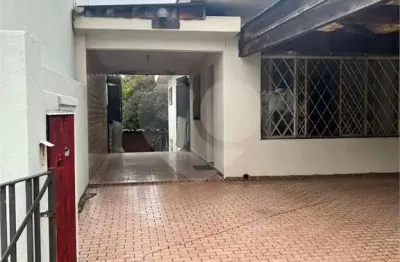 Casa com 3 quartos à venda na Rua José Marti, Saúde, São Paulo