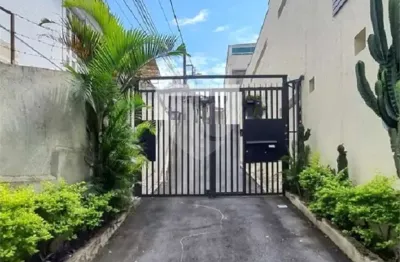 Casa em condomínio fechado com 3 quartos à venda na Rua Alfredo Pujol, Santana, São Paulo