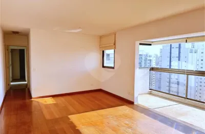 Apartamento com 3 quartos à venda na Avenida Moema, Moema, São Paulo