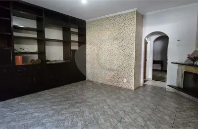 Casa com 3 quartos à venda na Mestre Jou, 200, Morumbi, São Paulo