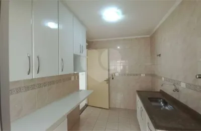 Apartamento com 3 quartos à venda na Avenida Doutor Guilherme Dumont Villares, 1136, Vila Sônia, São Paulo