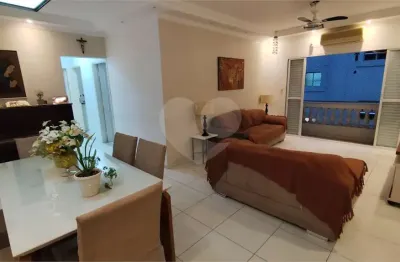 Apartamento com 3 quartos à venda na Avenida Siqueira Campos, 651, Embaré, Santos