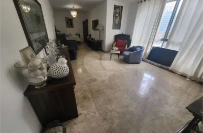 Apartamento com 3 quartos à venda na Avenida dos Bancários, 149, Ponta da Praia, Santos