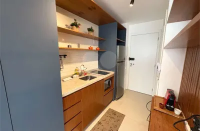 Kitnet / Stúdio à venda na Avenida Chibarás, Moema, São Paulo