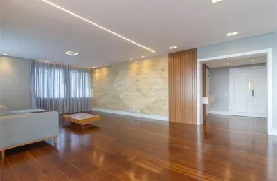 Apartamento à venda na Avenida Nossa Senhora do Sabará, Jardim Marajoara, São Paulo