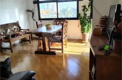Apartamento com 3 quartos à venda na Rua Guaratuba, Jabaquara, São Paulo