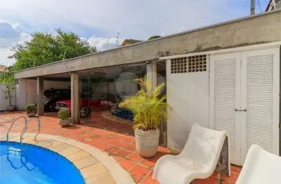 Casa com 4 quartos à venda na Rua Pacobá, Real Parque, São Paulo