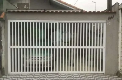 Casa com 2 quartos à venda no Balneário Maracanã, Praia Grande 