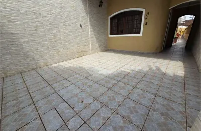 Casa com 3 quartos à venda na Rua Zequinha de Abreu, Solemar, Praia Grande