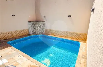 Casa com 4 quartos à venda na Rua Doutor João Sampaio, Guilhermina, Praia Grande