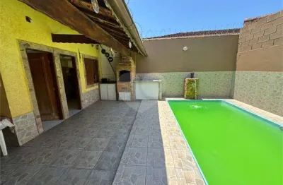 Casa com 2 quartos à venda na Rua Ordaci Fortunato de Abreu, 27, Vila Caiçara, Praia Grande