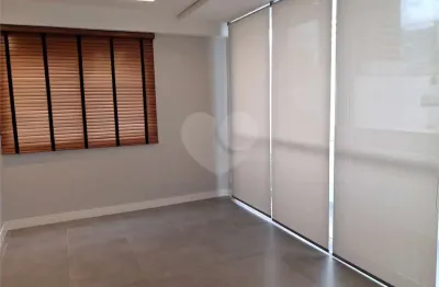 Apartamento com 2 quartos à venda na Rua Doutor Alamir Martins, 28, Gonzaga, Santos