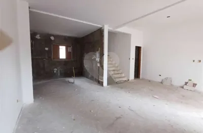 Casa em condomínio fechado com 3 quartos à venda na Rua Marajoara, Guilhermina, Praia Grande