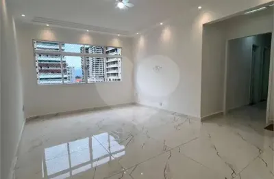 Apartamento com 3 quartos à venda na Rua Doutor João Sampaio, Guilhermina, Praia Grande