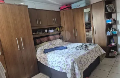 Apartamento com 2 quartos à venda na Vila Mathias, Santos 