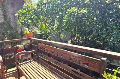 Casa com 3 quartos à venda na Rua Doutor José Maria Whitaker, 573, Vila Sônia, São Paulo