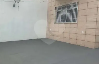 Casa com 3 quartos à venda na Mendes Viana, 18, São Mateus, São Paulo