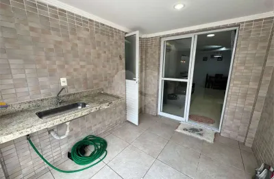 Apartamento com 2 quartos à venda na Rua José de Alencar, 176, Cidade Ocian, Praia Grande