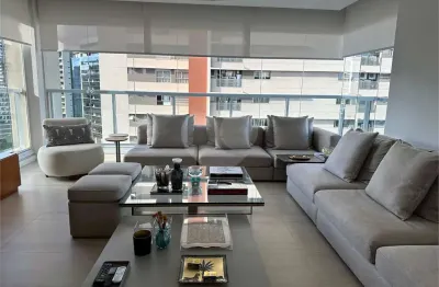 Apartamento com 3 quartos à venda na Vila Olímpia, São Paulo 