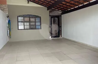 Casa com 4 quartos à venda na Avenida Guadalajara, 2794, Tupi, Praia Grande