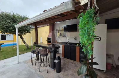 Casa com 4 quartos à venda no Jardim Samambaia, Praia Grande 